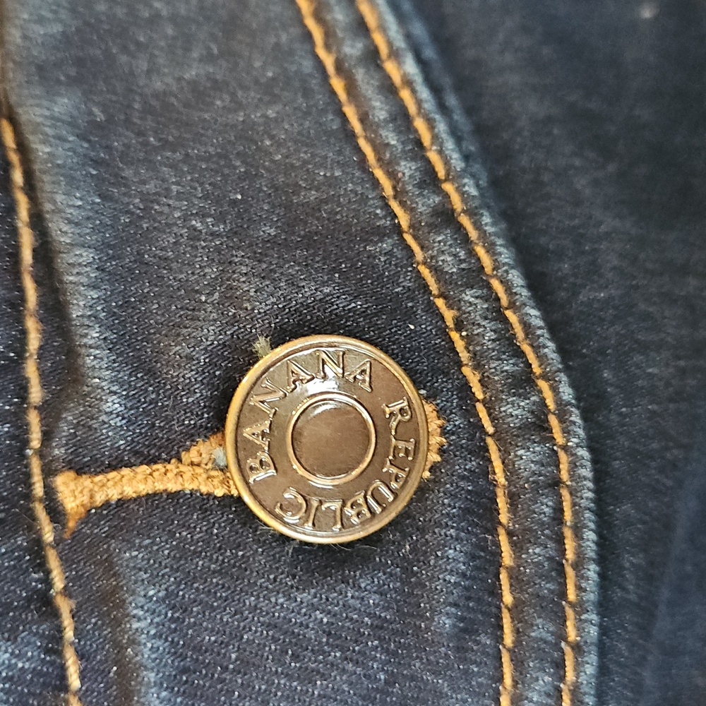 Banana Republic classic Blue Jeans bootcut button back pockets size EUC 14 / 32 - Picture 7 of 11